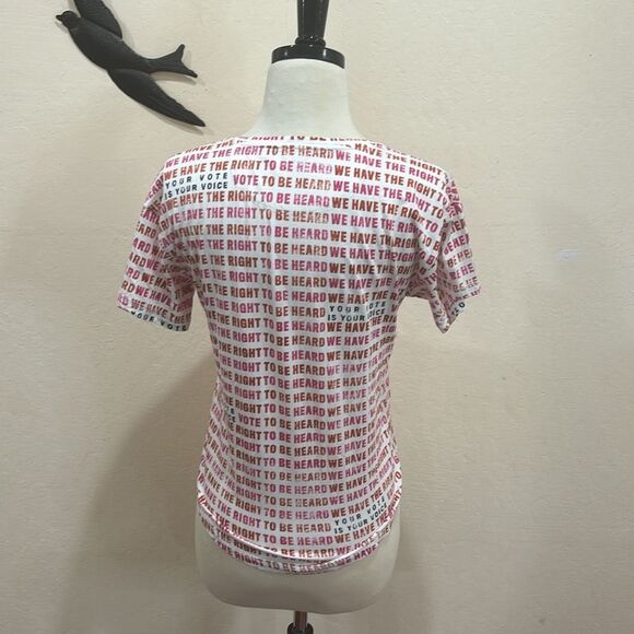 Anthropologie Maeve Right To Be Heard Your Vote Is Your Voice T Shirt - XS - Picture 7 of 13